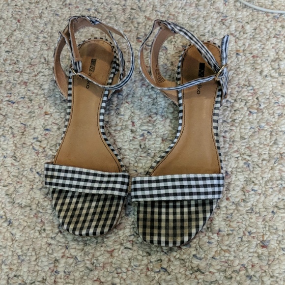 Matiko Shoes - Gingham sandals